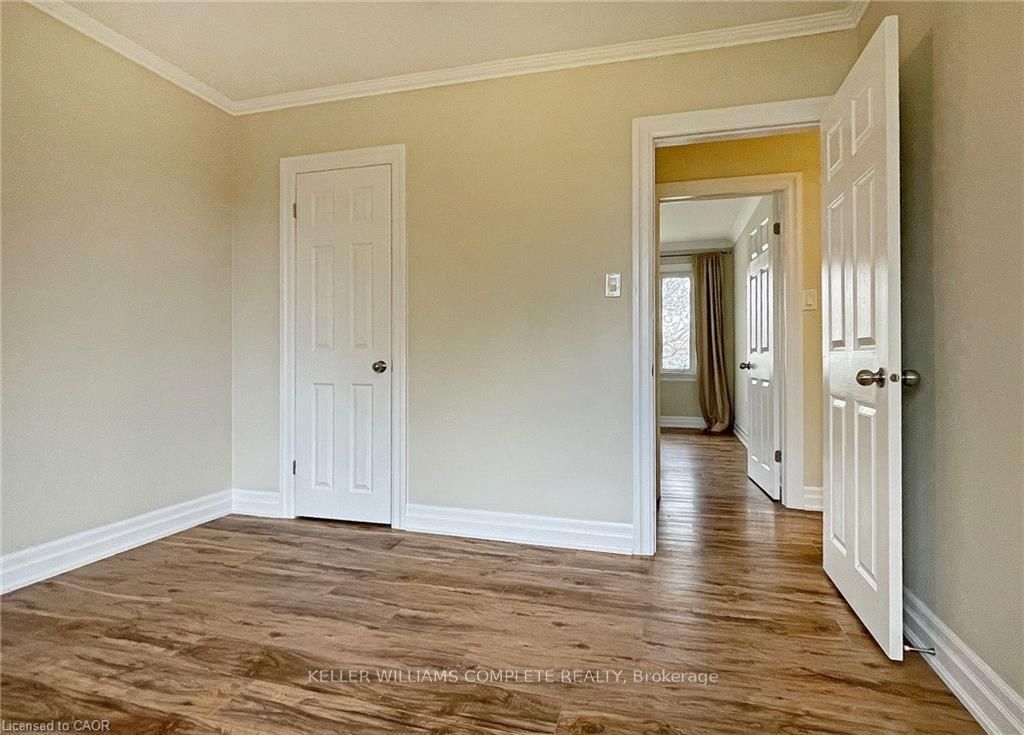 6 Myrtle Avenue Upper Property Photo 14