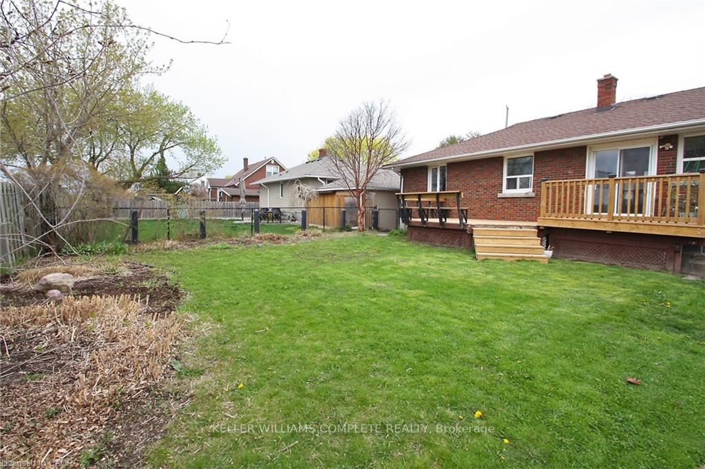 6 Myrtle Avenue Upper Property Photo 18