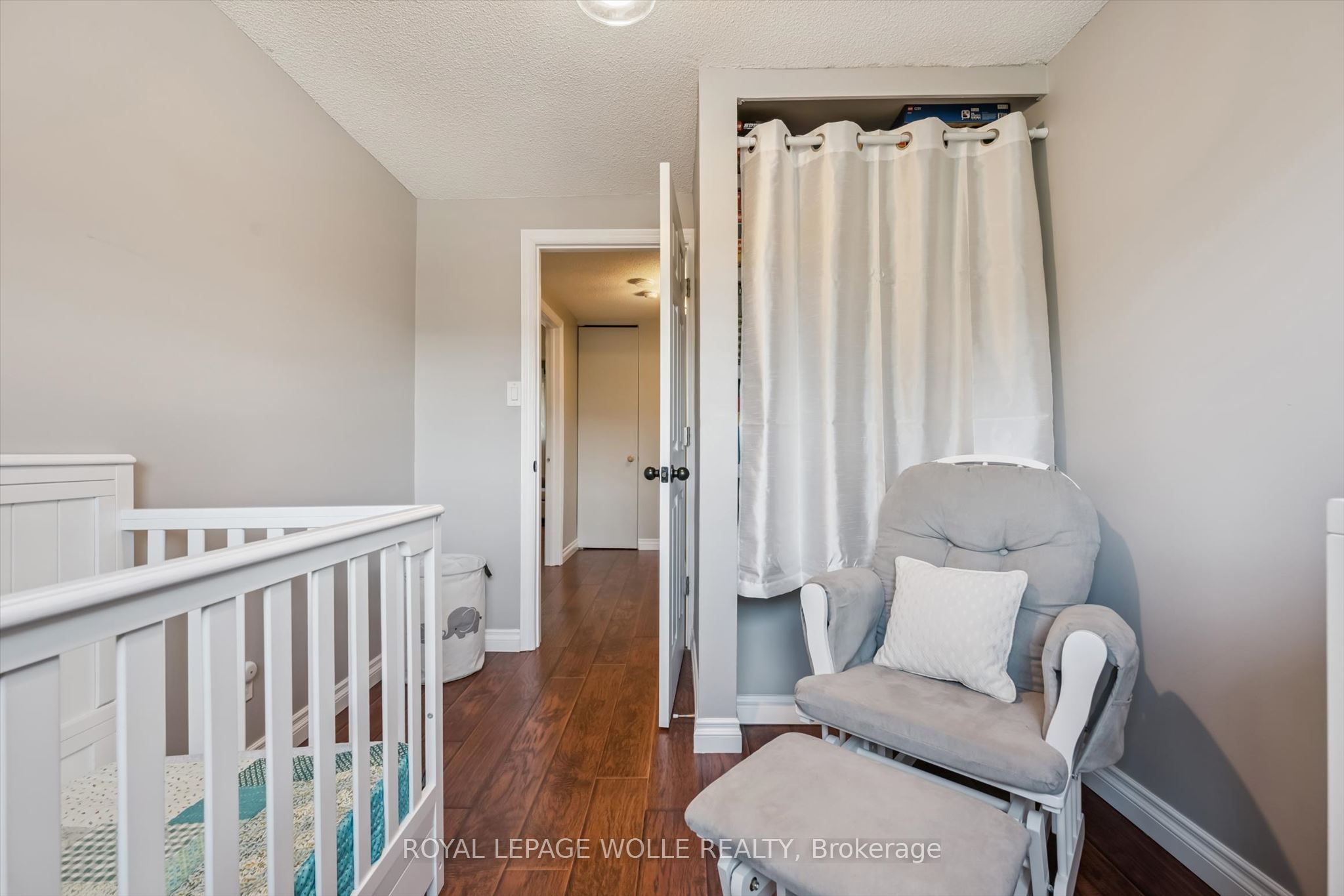 460 Parkview Crescent Property Photo 18