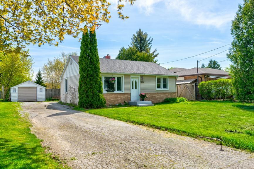 7684 Badger Road Property Photo 4