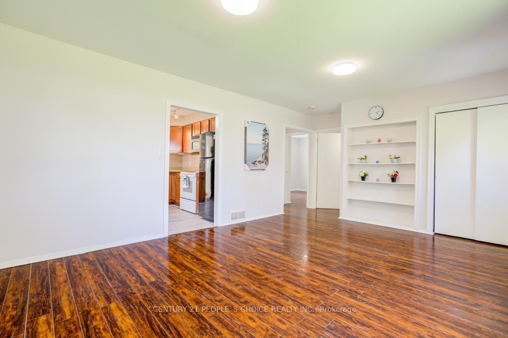 7684 Badger Road Property Photo 12