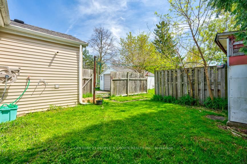 7684 Badger Road Property Photo 25