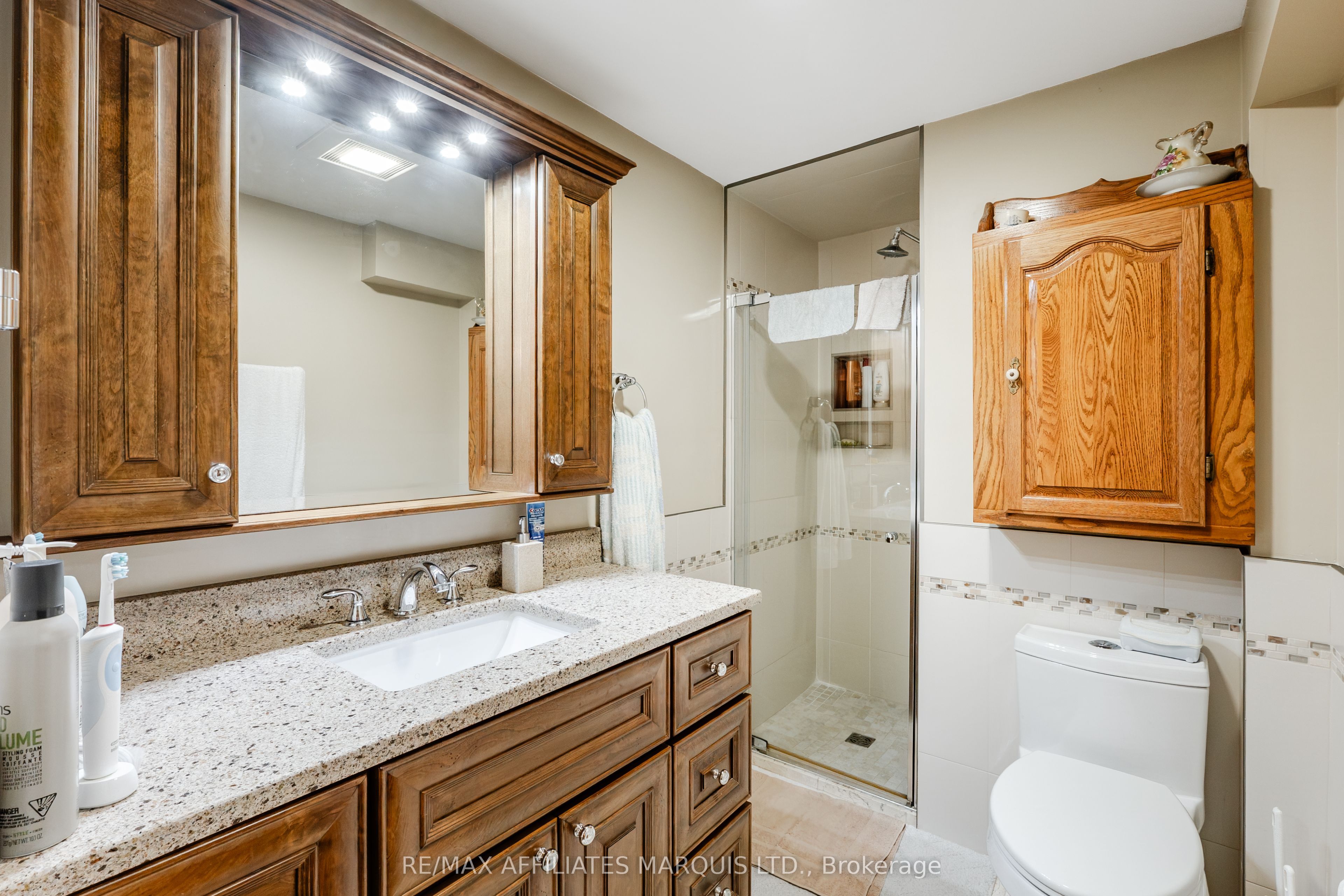 645 Dundas Crescent Property Photo 26