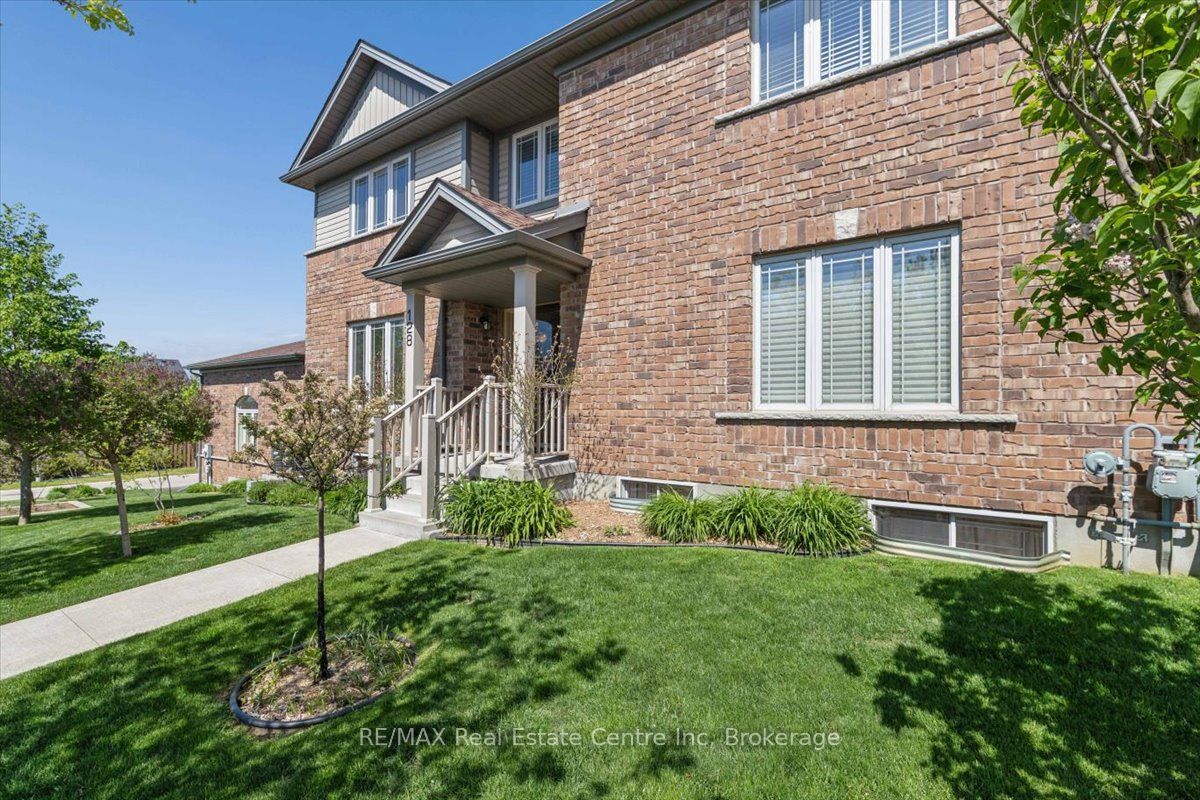 128 Ingram Drive Property Photo 3