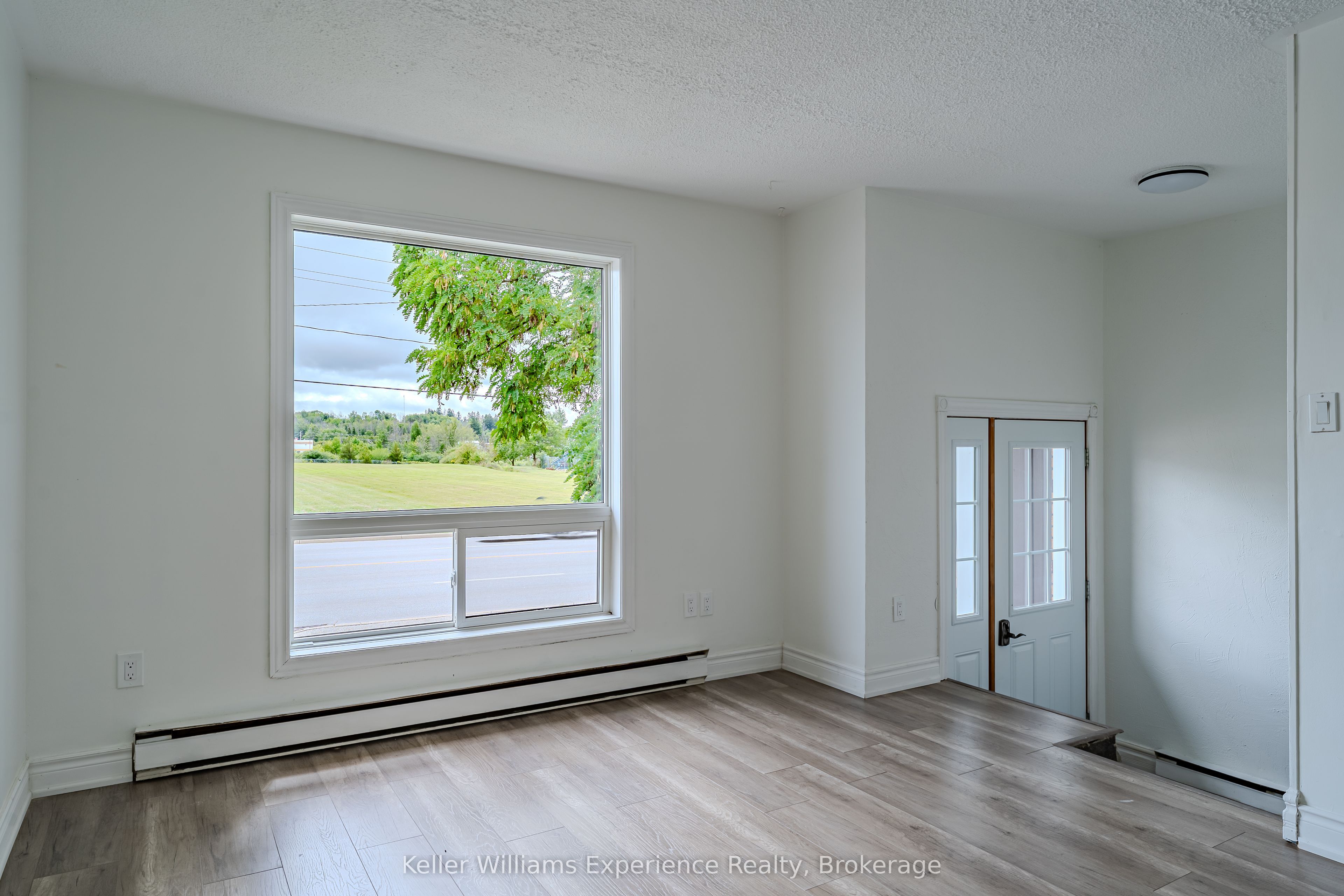 1088 8th Street E Property Photo 5