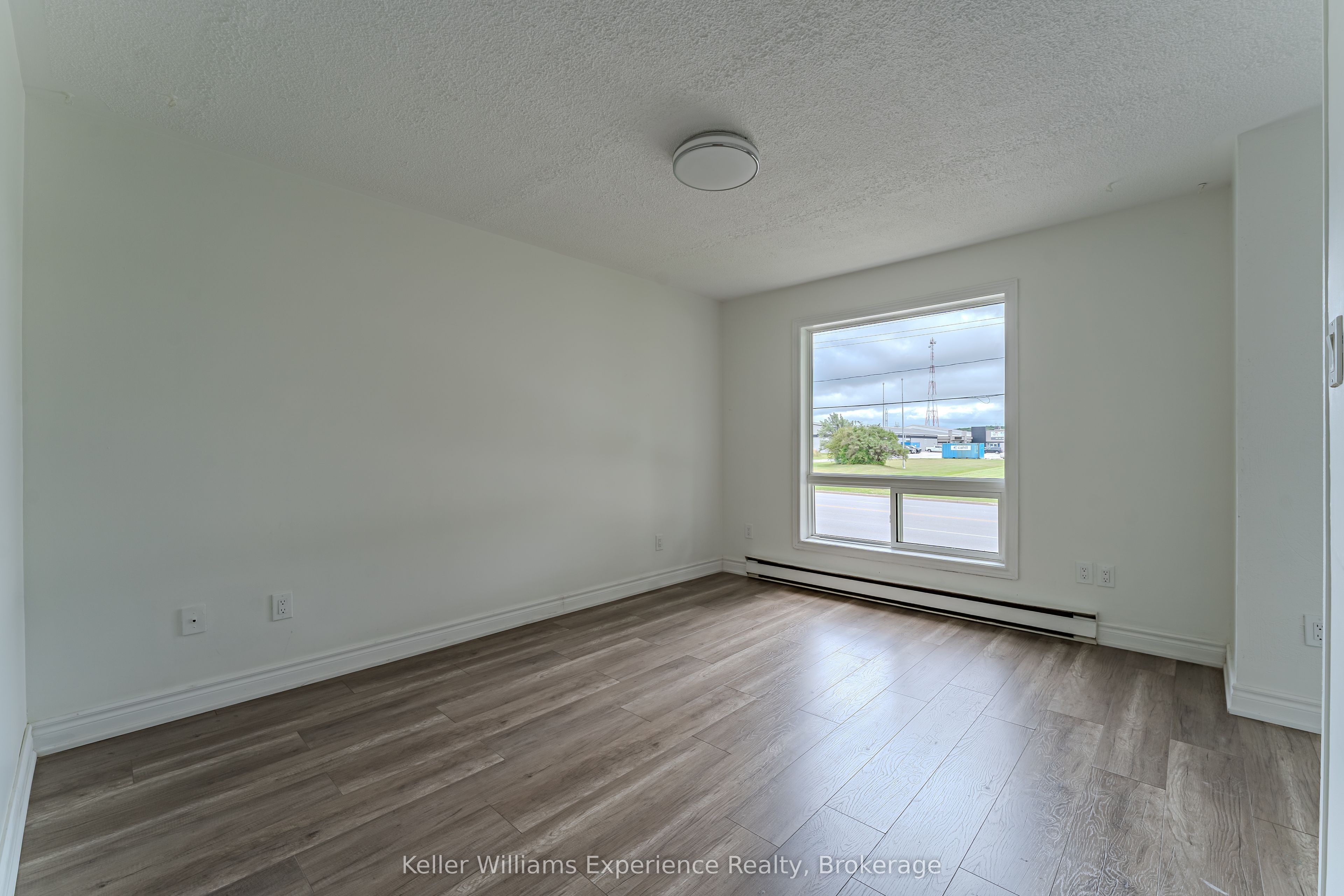 1088 8th Street E Property Photo 6
