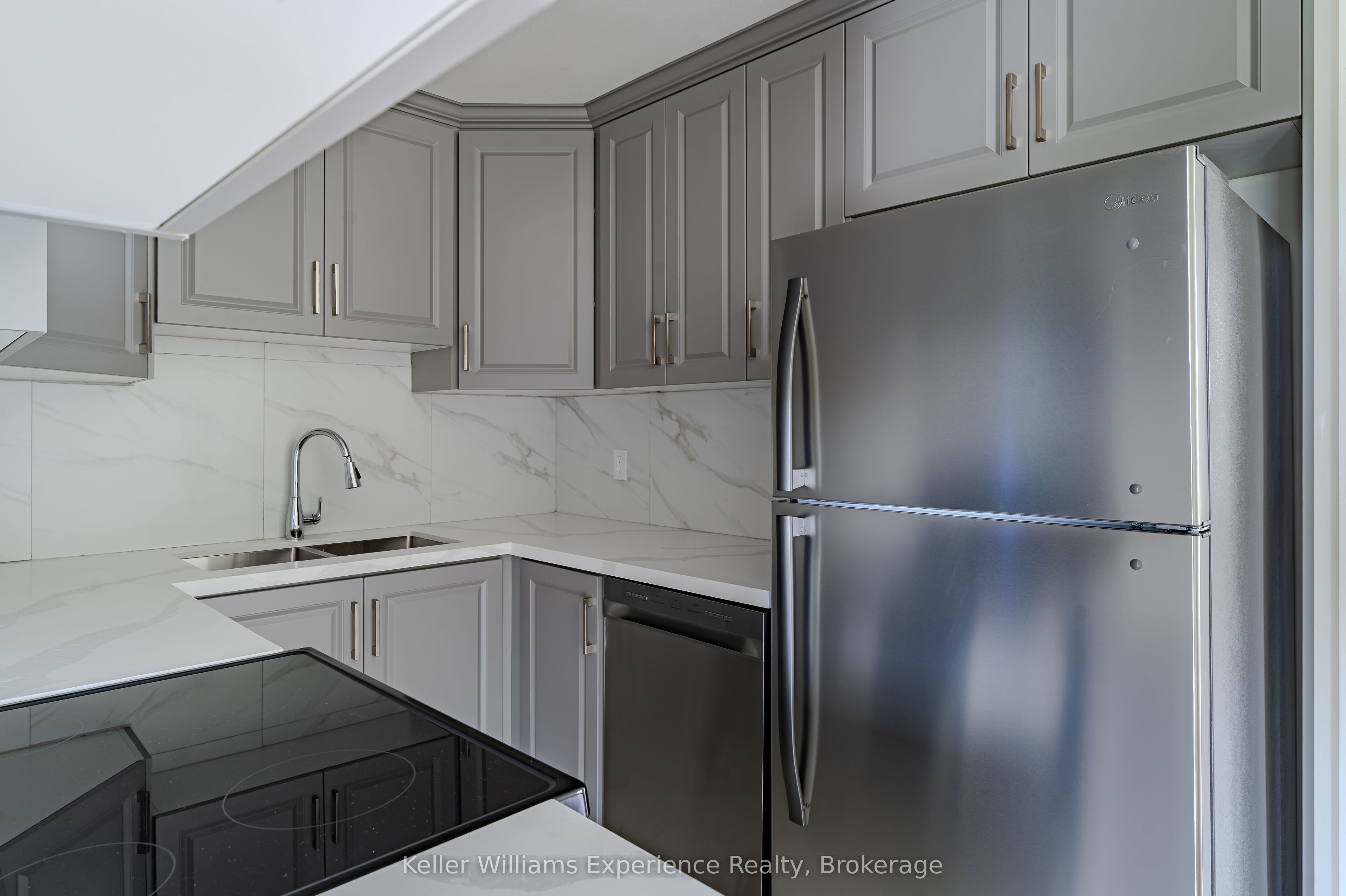 1088 8th Street E Property Photo 11
