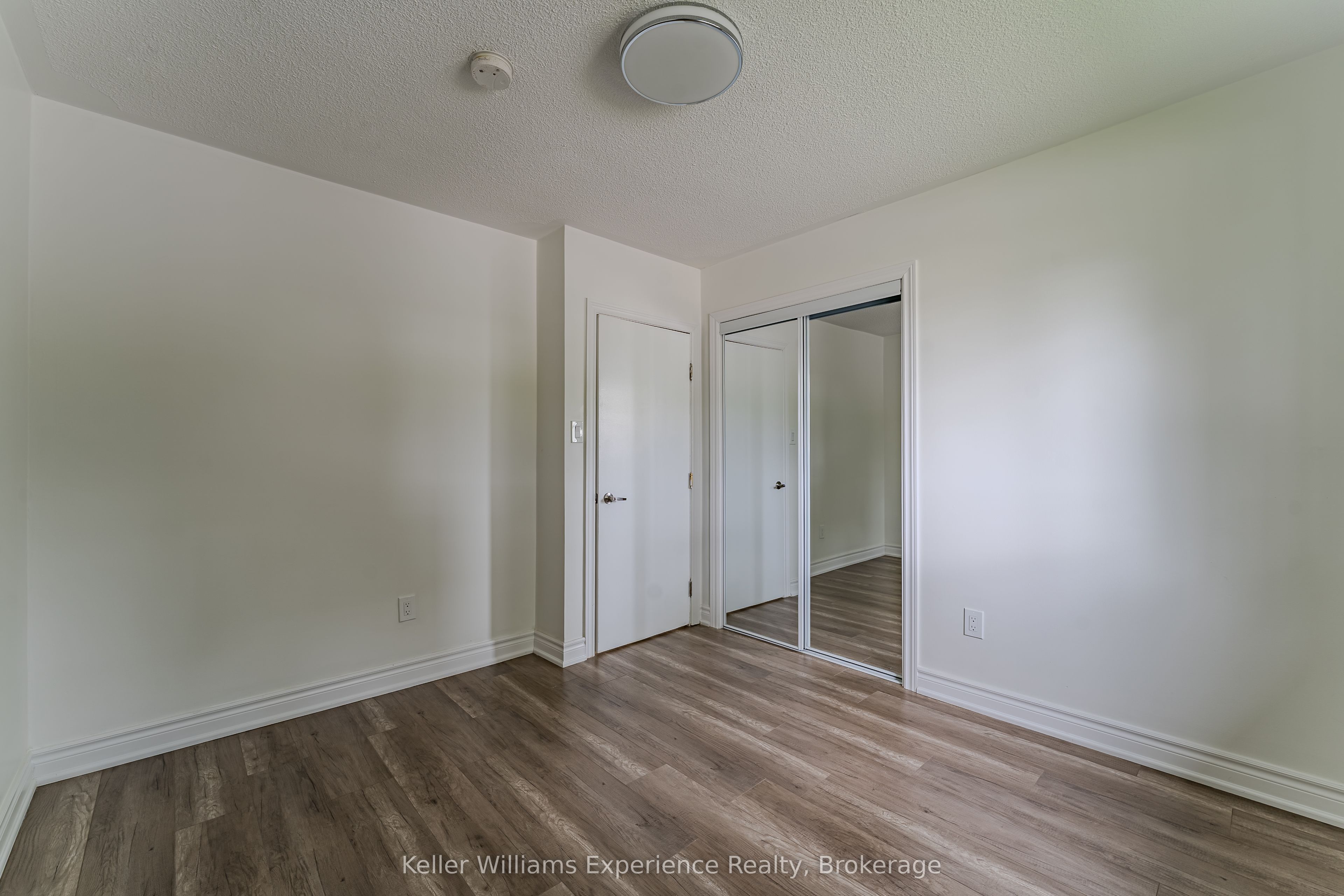 1088 8th Street E Property Photo 24