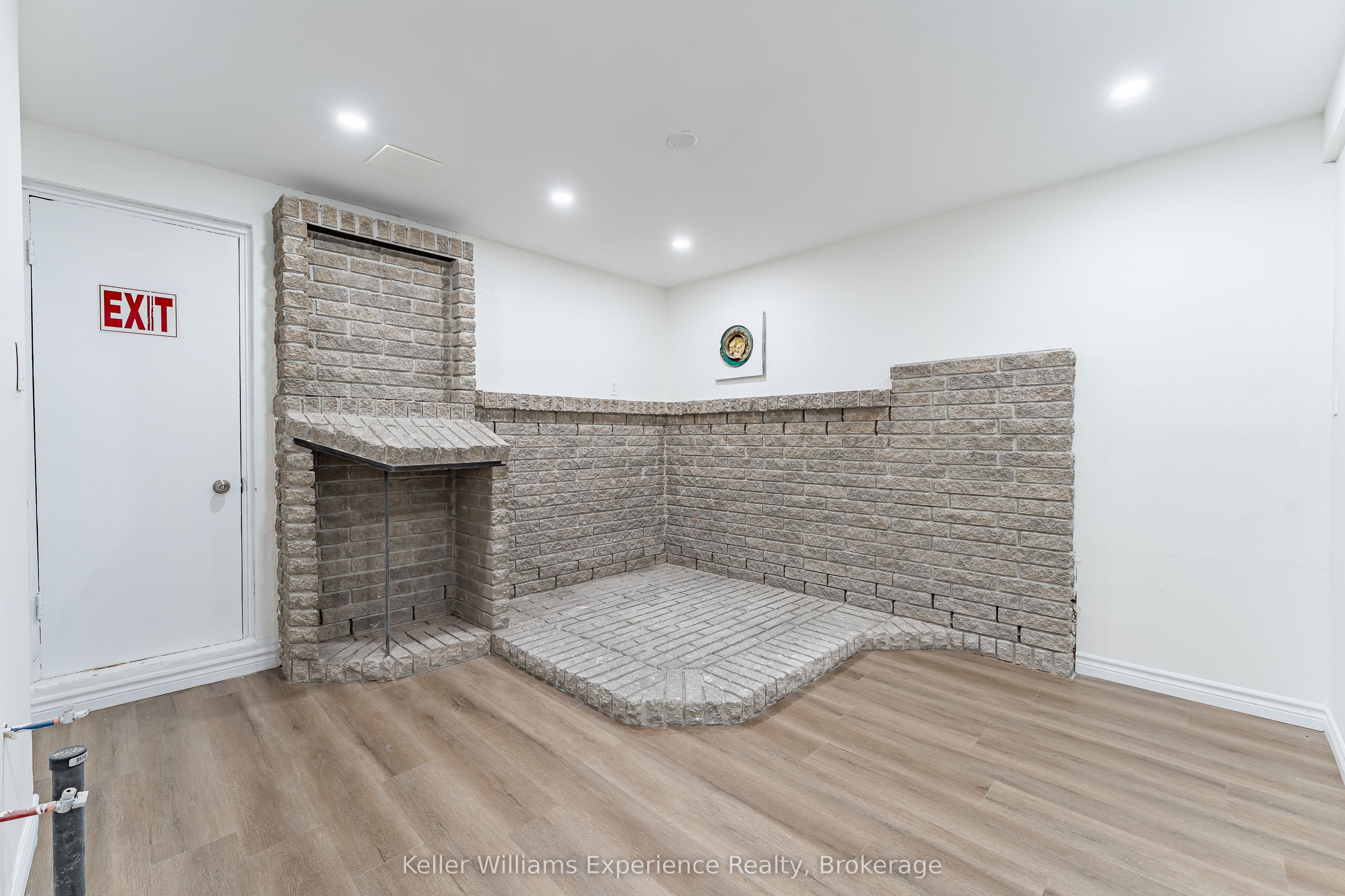 1088 8th Street E Property Photo 33