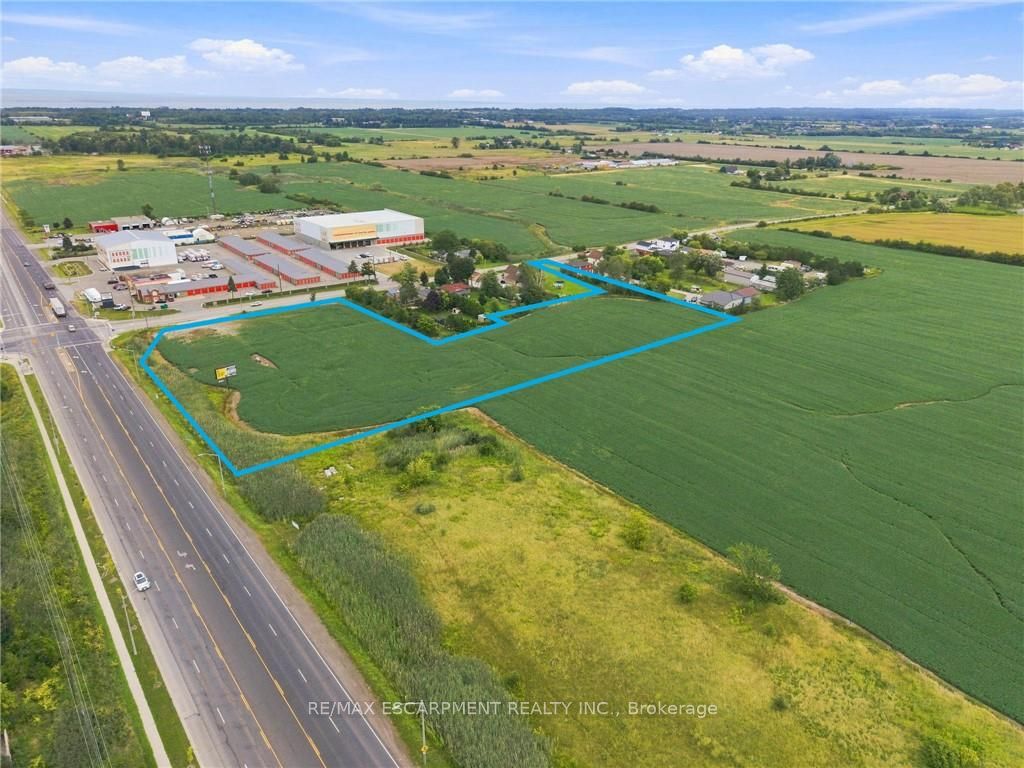 2 Highland Road Property Photo 3