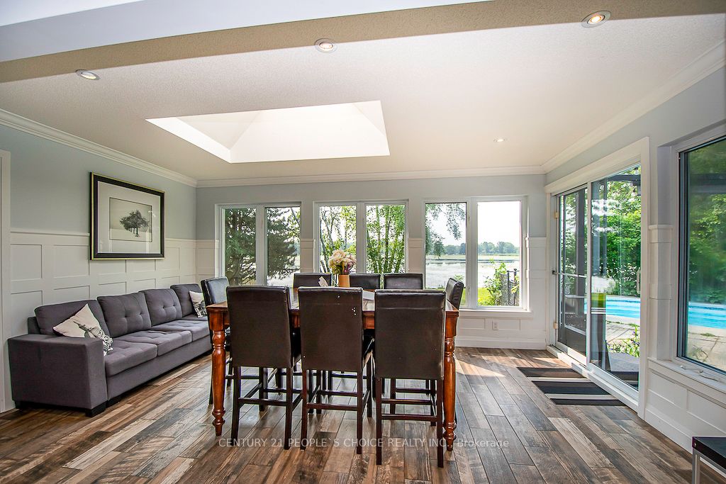 3 Lakeshore Boulevard Property Photo 8