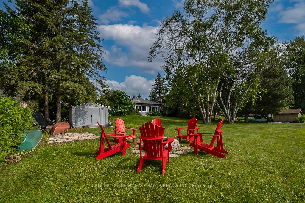 3 Lakeshore Boulevard Property Photo 37