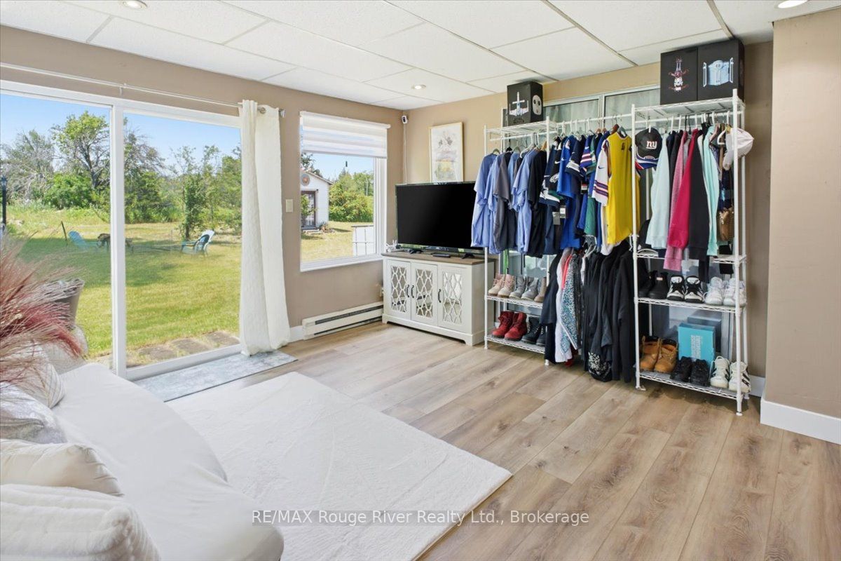 15 Healey Falls Drive Property Photo 31