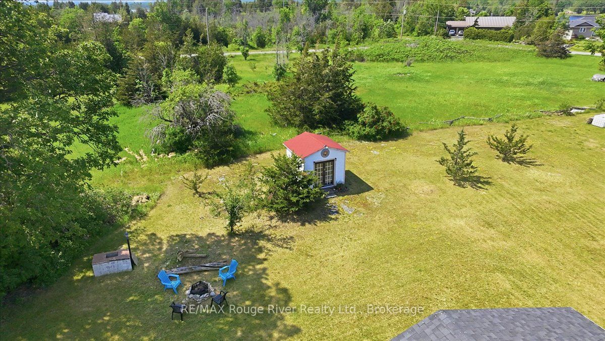 15 Healey Falls Drive Property Photo 37