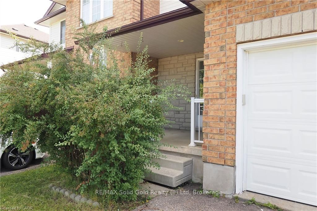 776 Paris Boulevard Property Photo 4