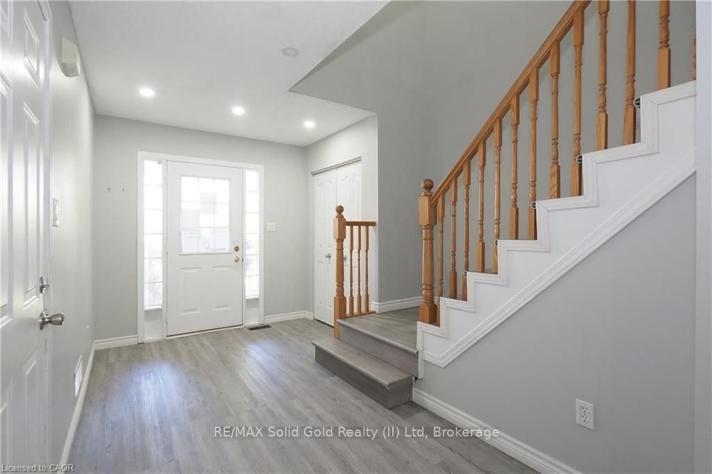 776 Paris Boulevard Property Photo 6