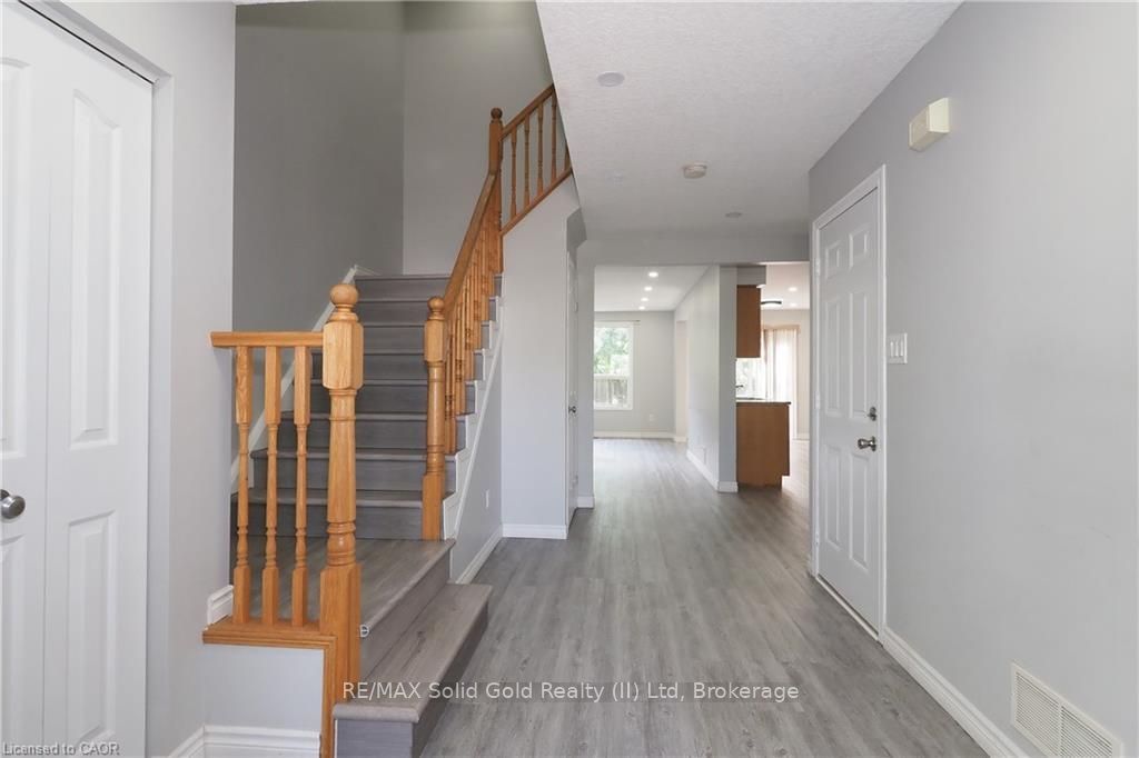 776 Paris Boulevard Property Photo 7