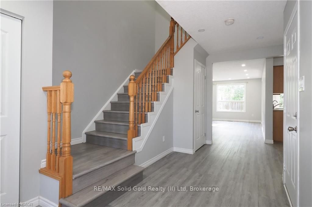 776 Paris Boulevard Property Photo 8