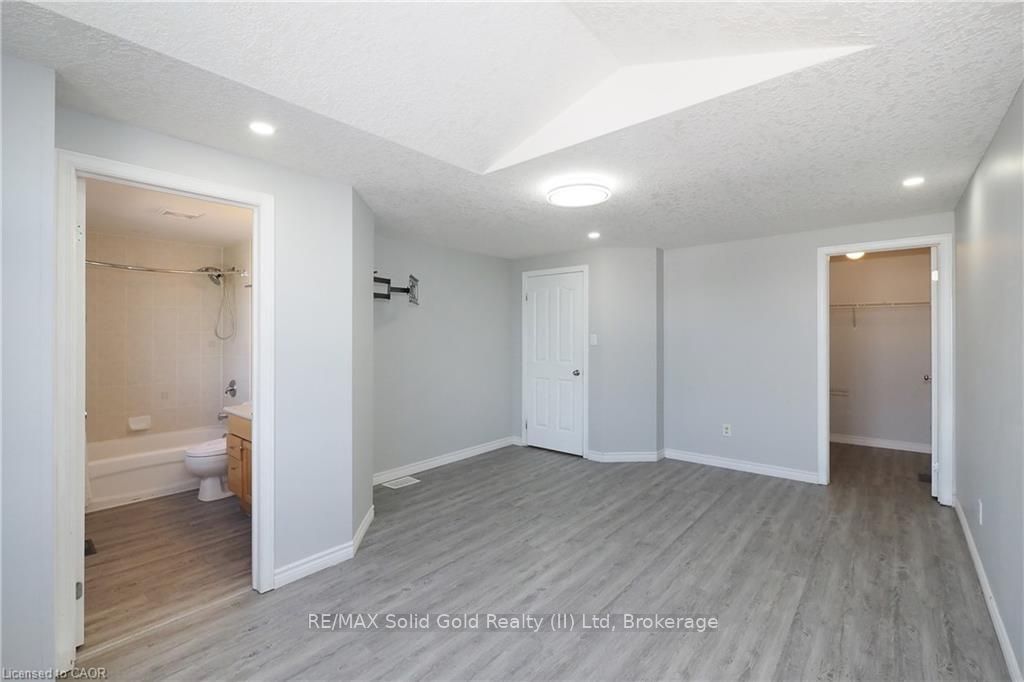 776 Paris Boulevard Property Photo 23