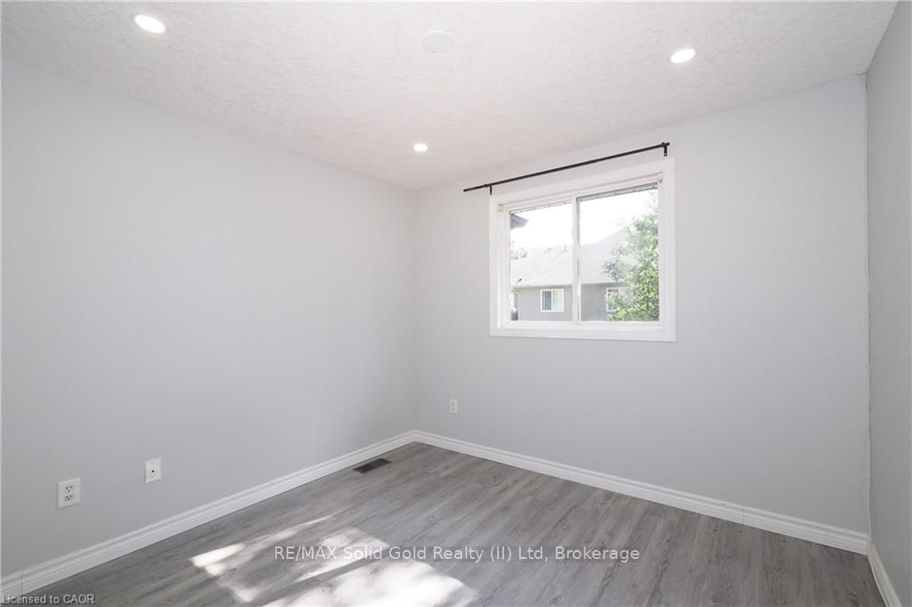 776 Paris Boulevard Property Photo 29