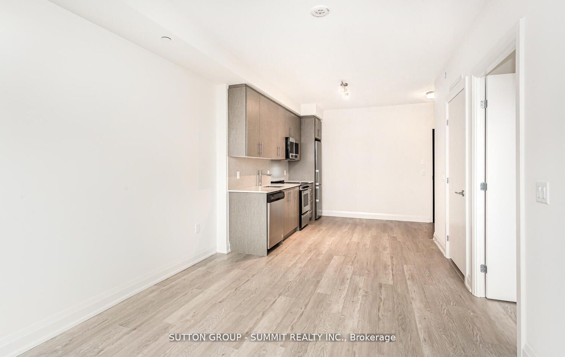 212 King William Street 622 Property Photo 10