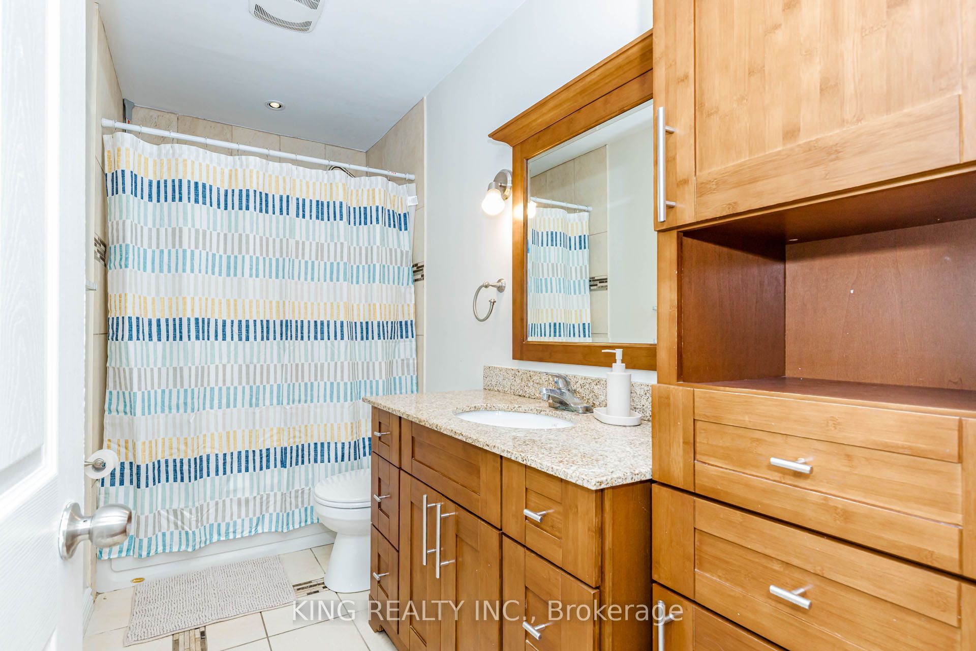 392 Greenfield Avenue Upper Property Photo 12