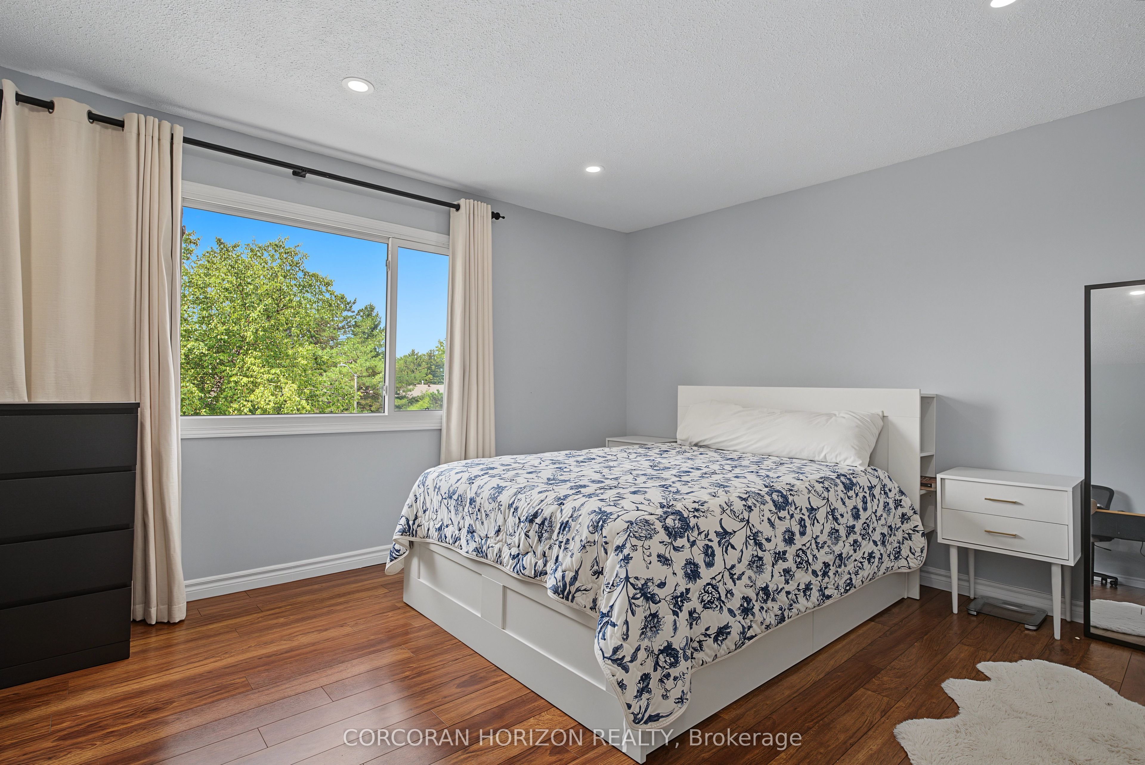 15 Green Valley Drive 1 Property Photo 26
