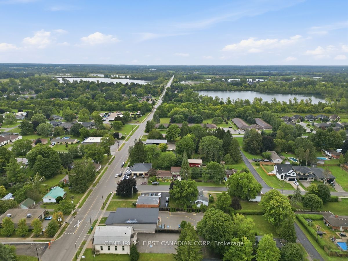 22663 Komoka Road Property Photo 2