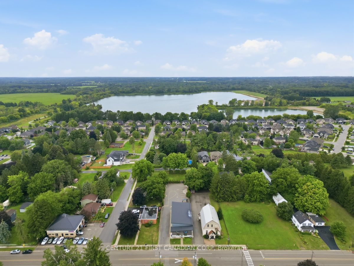 22663 Komoka Road Property Photo 3