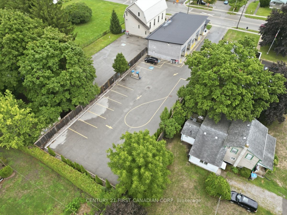 22663 Komoka Road Property Photo 7