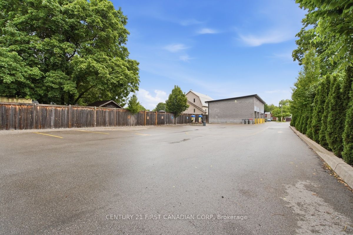 22663 Komoka Road Property Photo 21