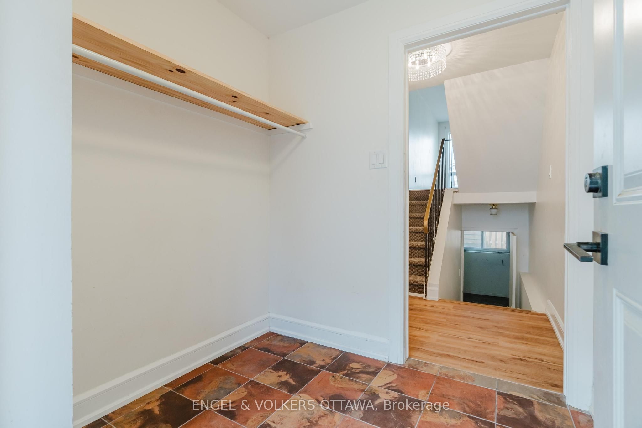 8 Almond Lane Property Photo 4