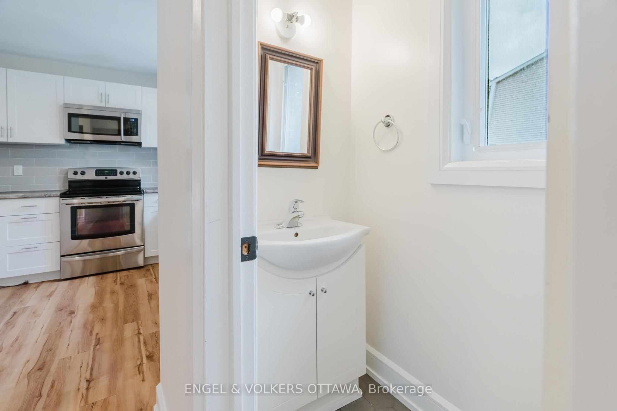 8 Almond Lane Property Photo 13
