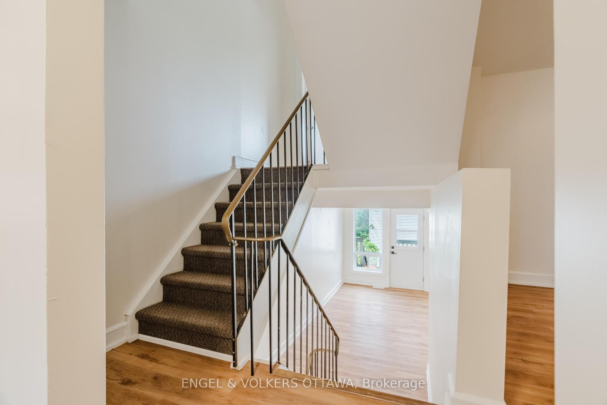 8 Almond Lane Property Photo 14