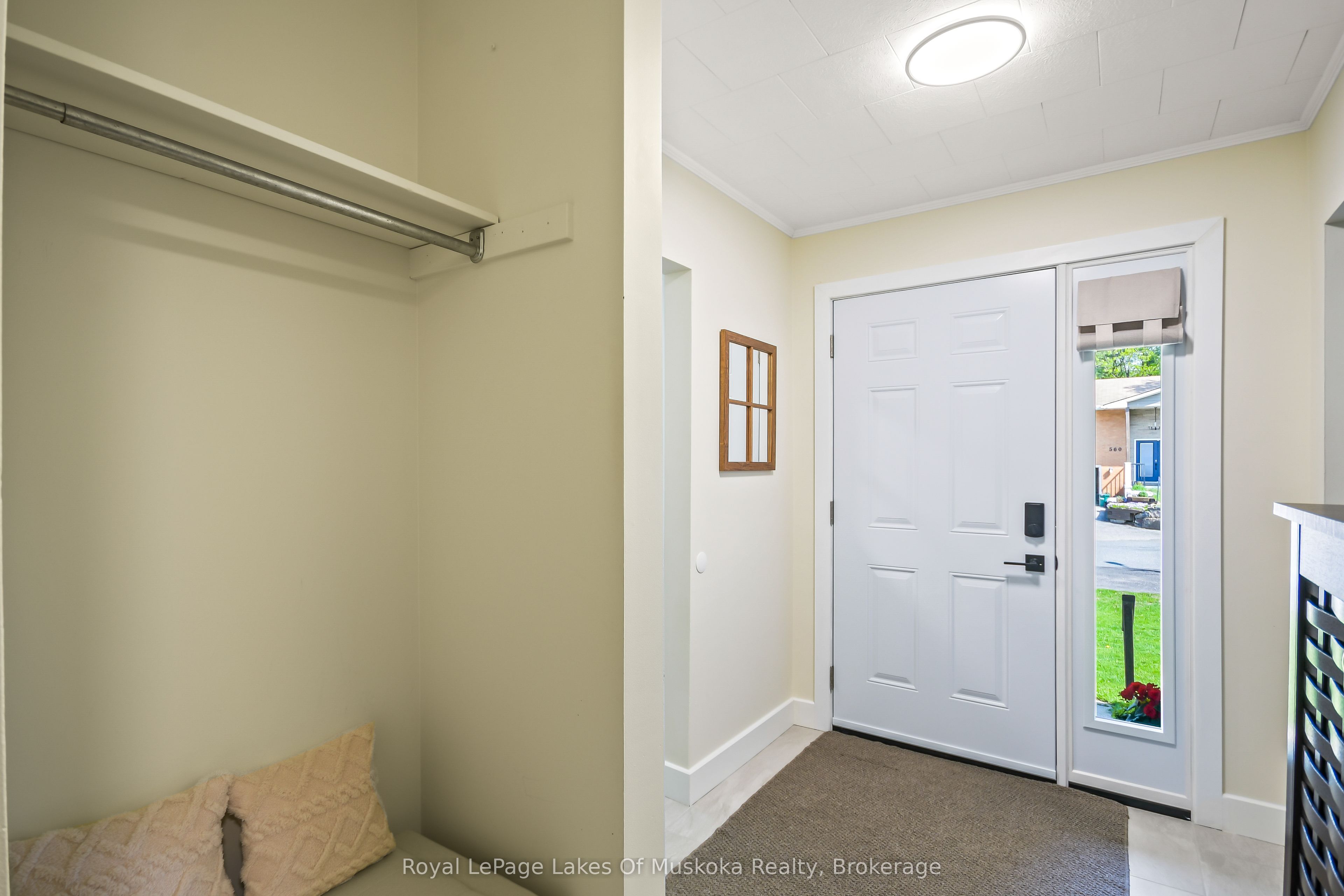 571 David Street E Property Photo 10