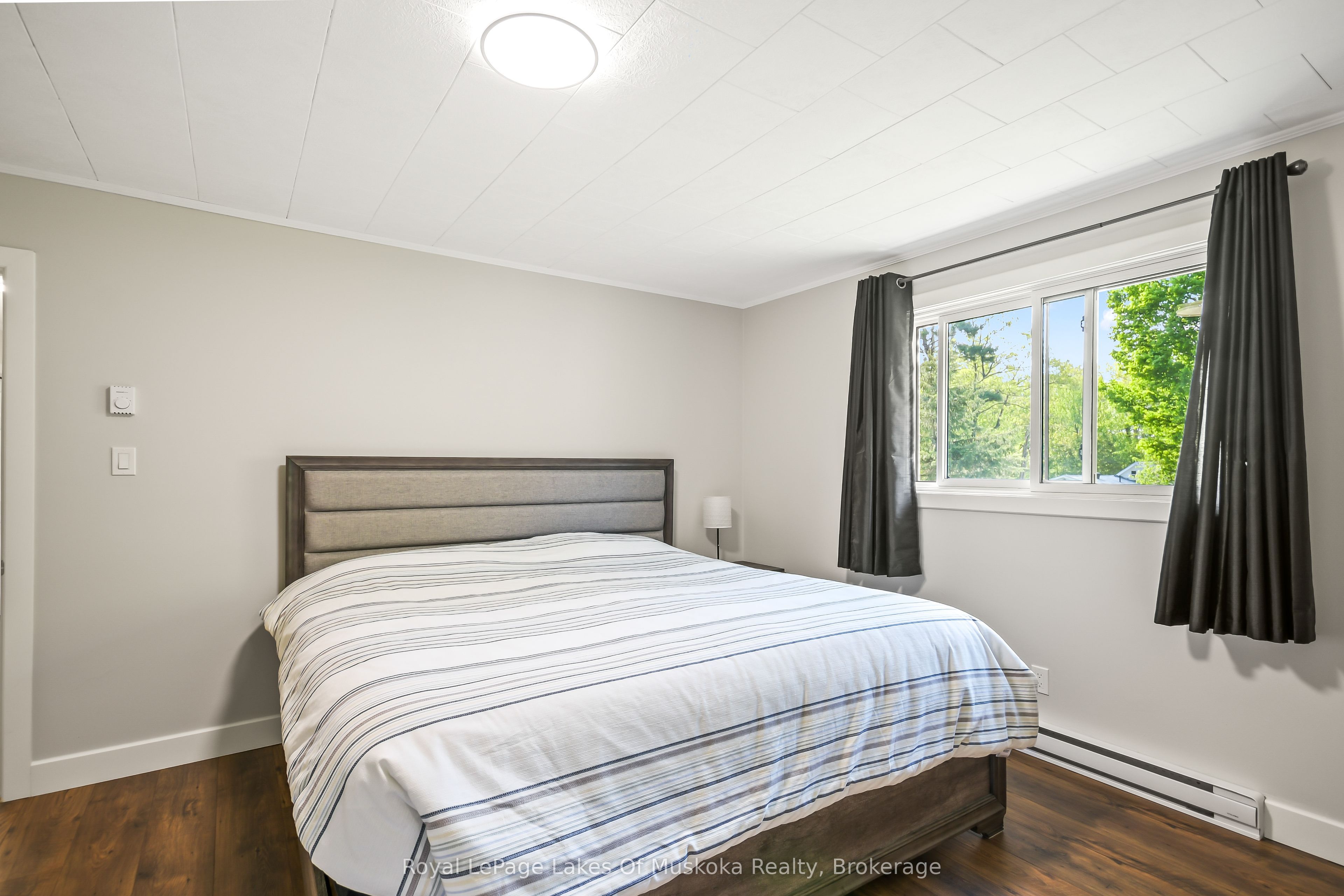 571 David Street E Property Photo 15