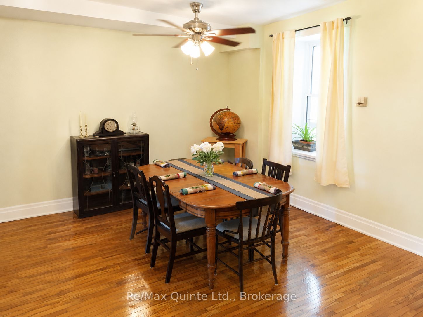 296 Coleman Street Property Photo 5