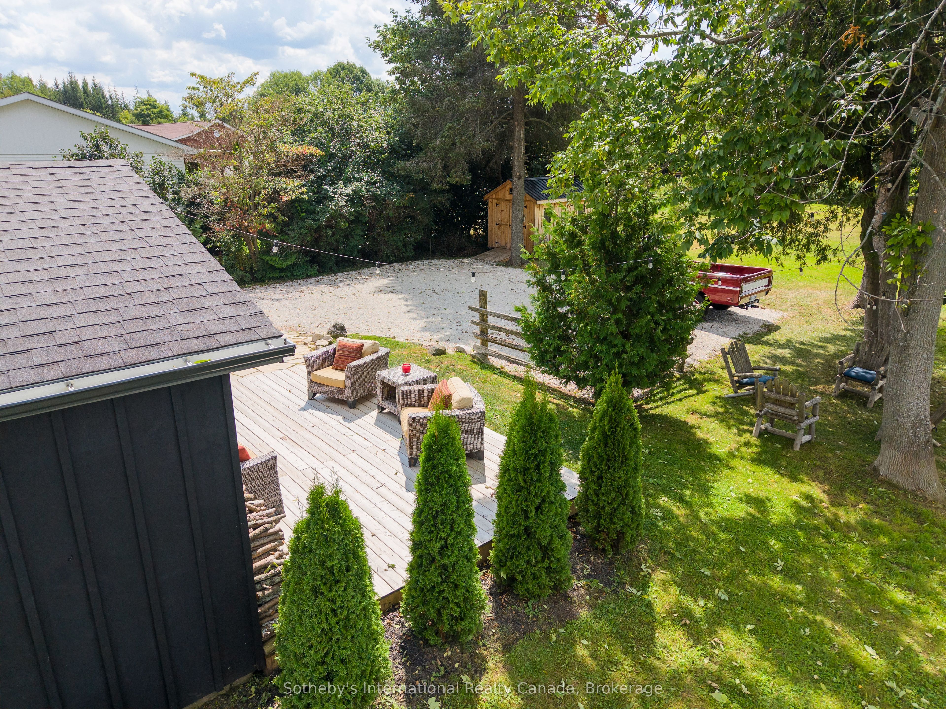 158254 7th Line Property Photo 27