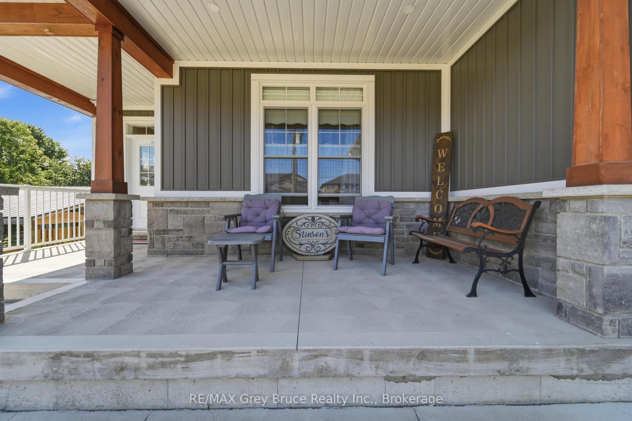 59 4th Street N Property Photo 3