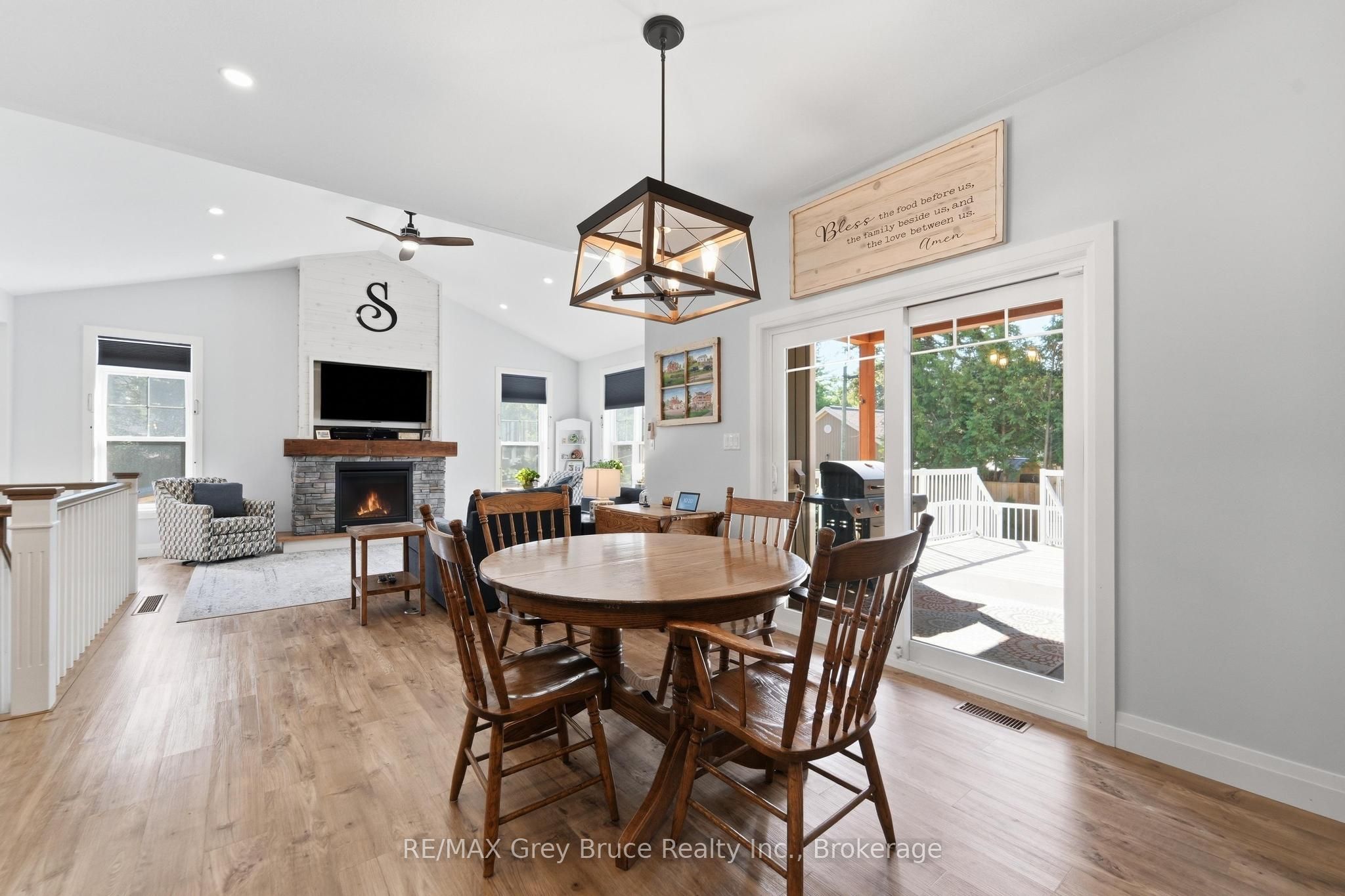 59 4th Street N Property Photo 8