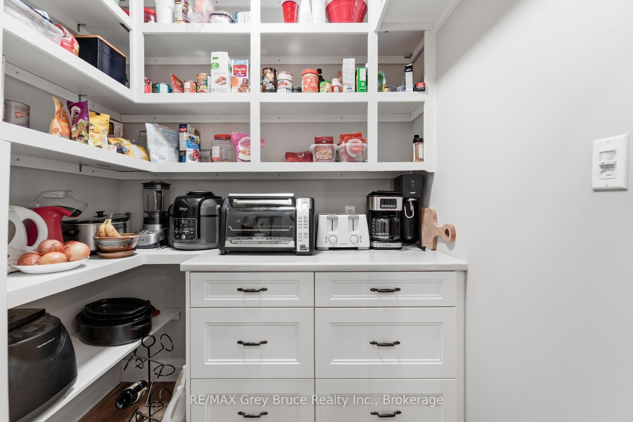 59 4th Street N Property Photo 14
