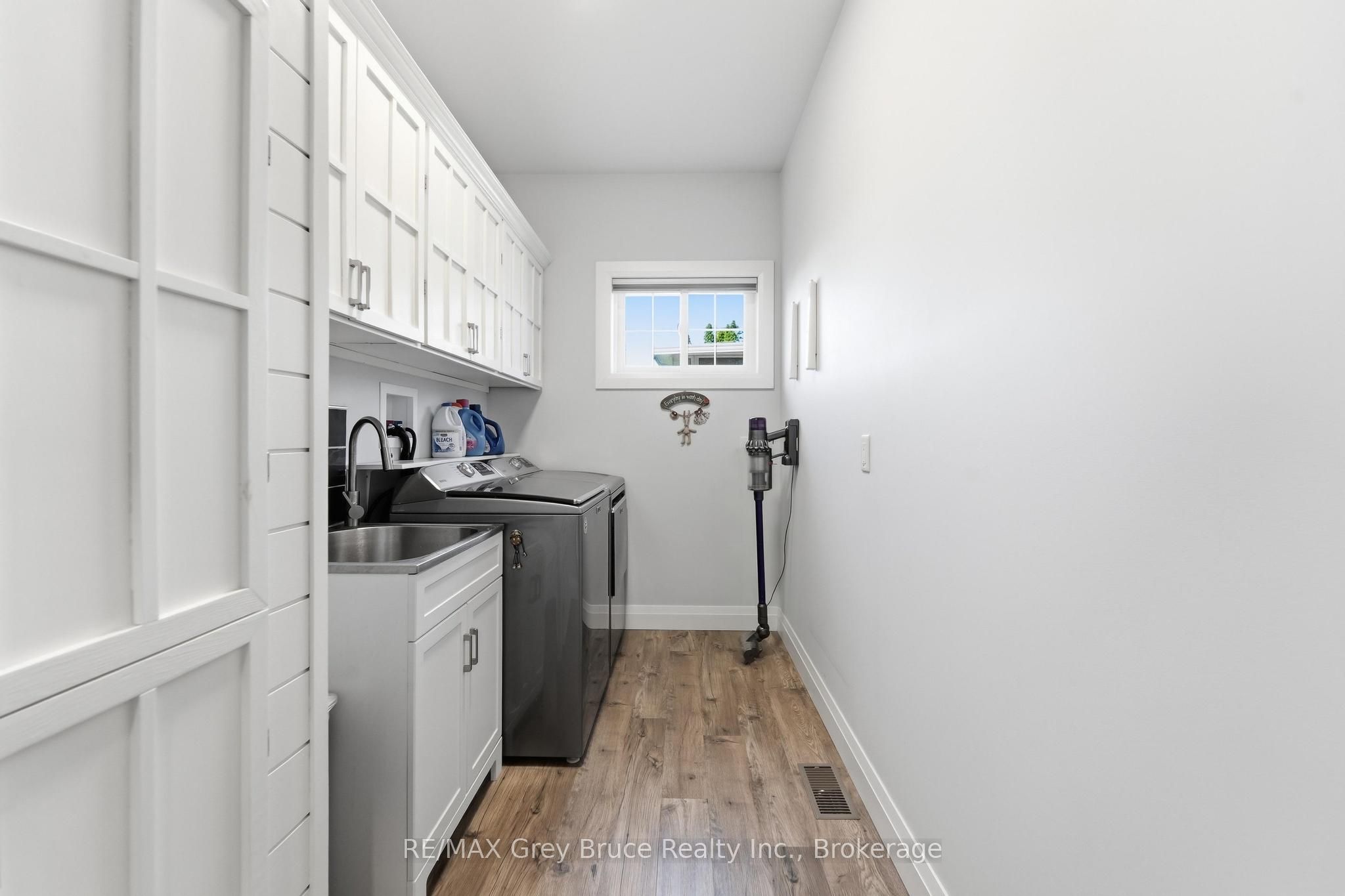 59 4th Street N Property Photo 25