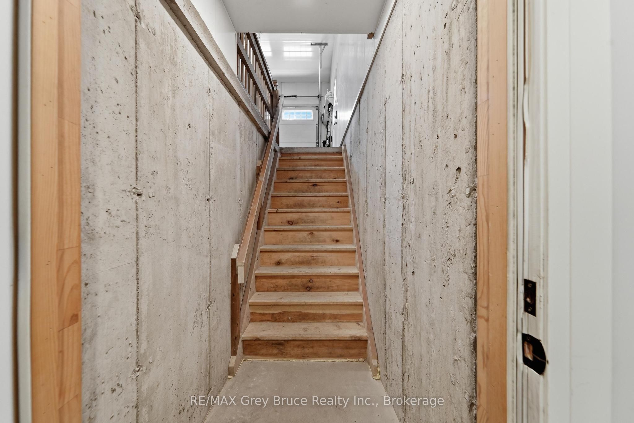 59 4th Street N Property Photo 39