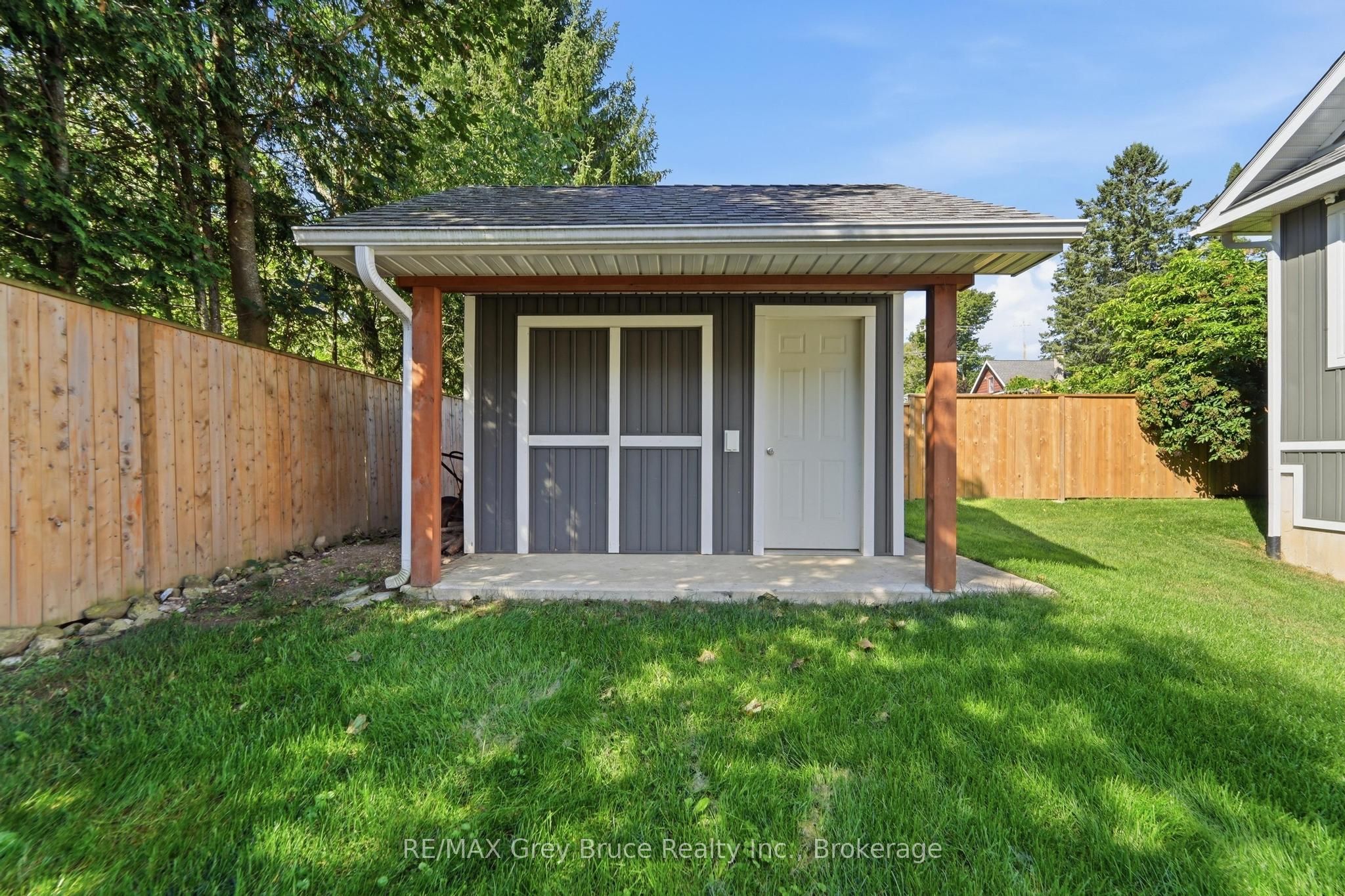 59 4th Street N Property Photo 49