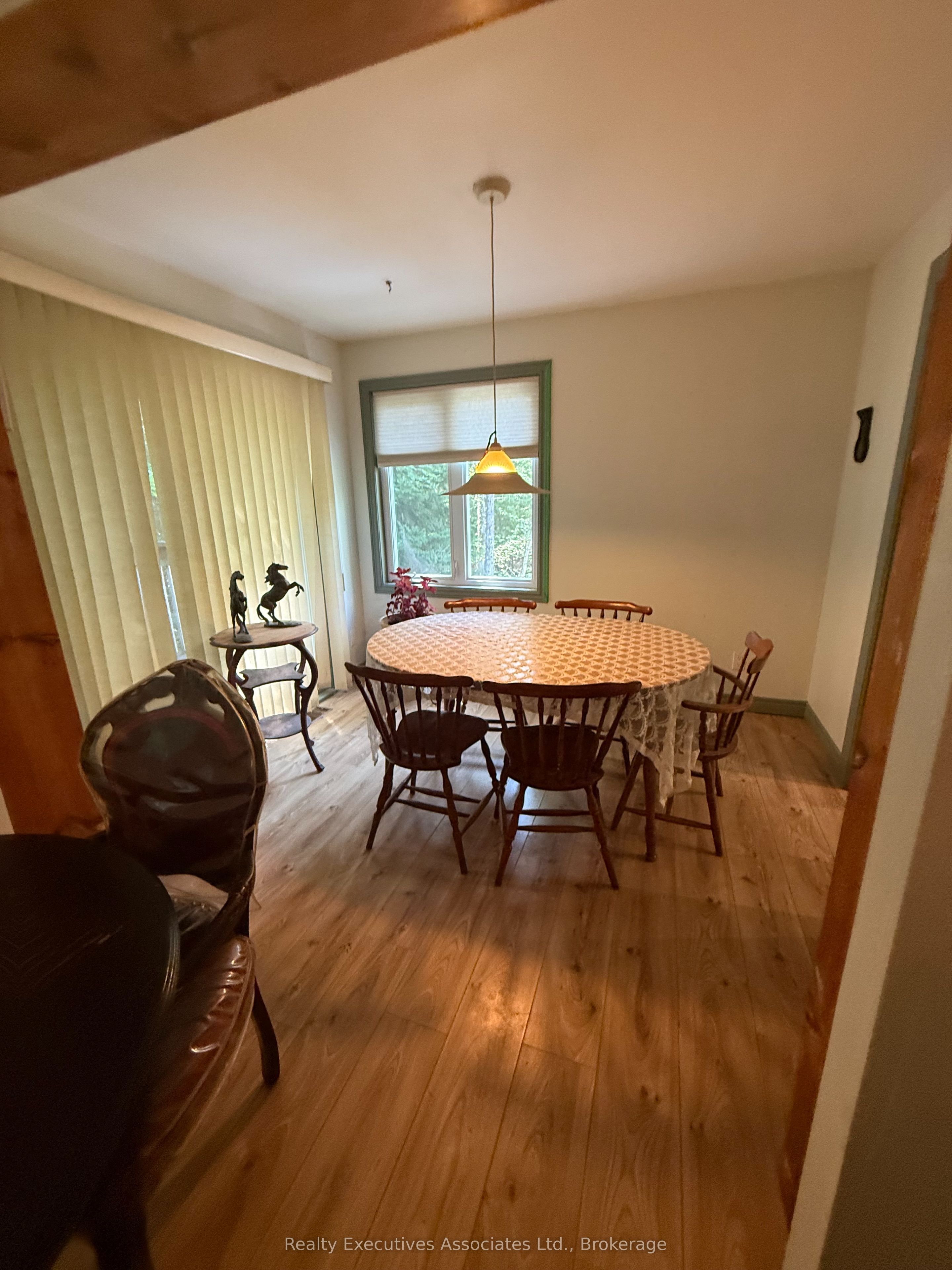 32739 28 Highway E Property Photo 9