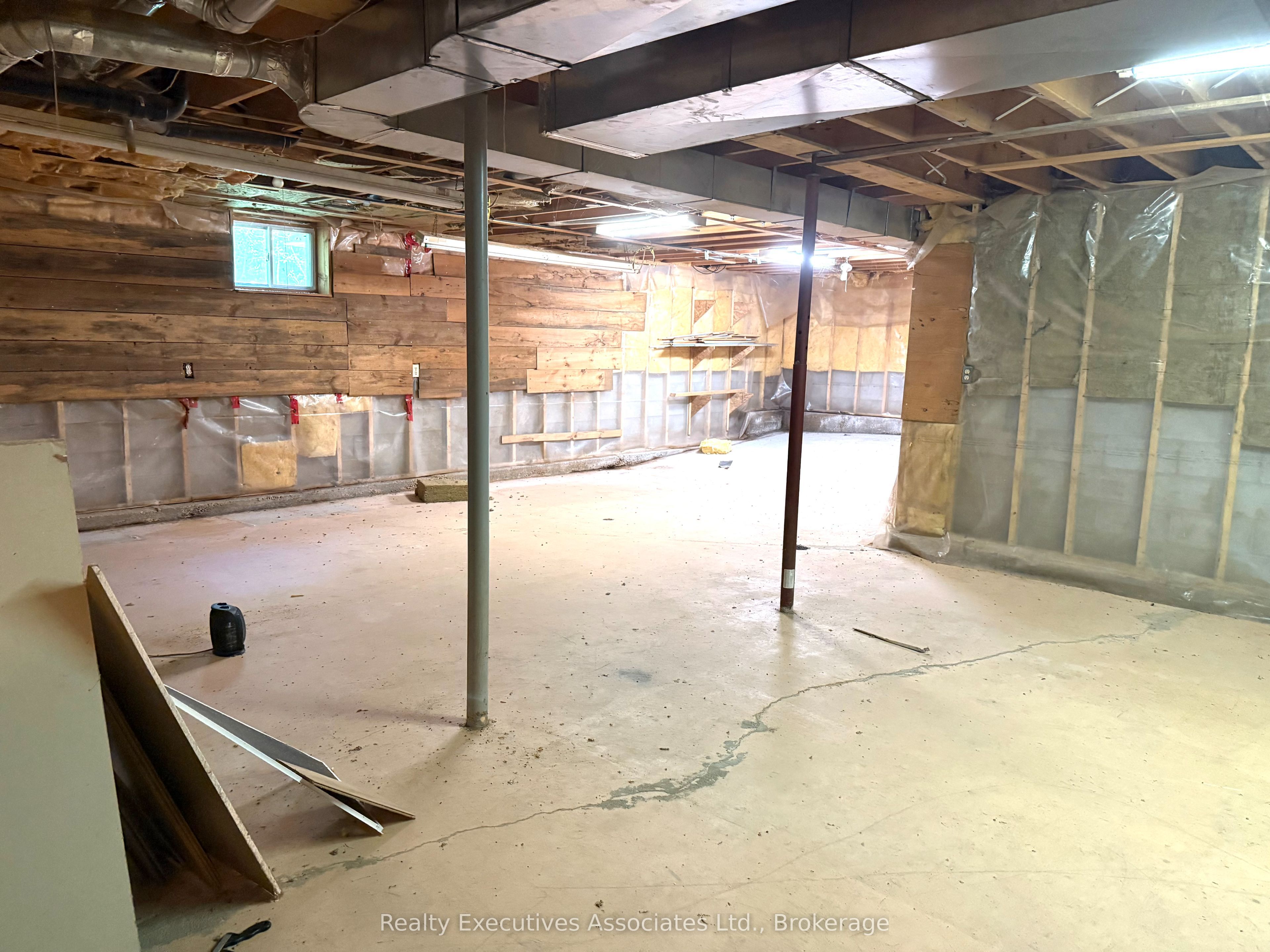 32739 28 Highway E Property Photo 16