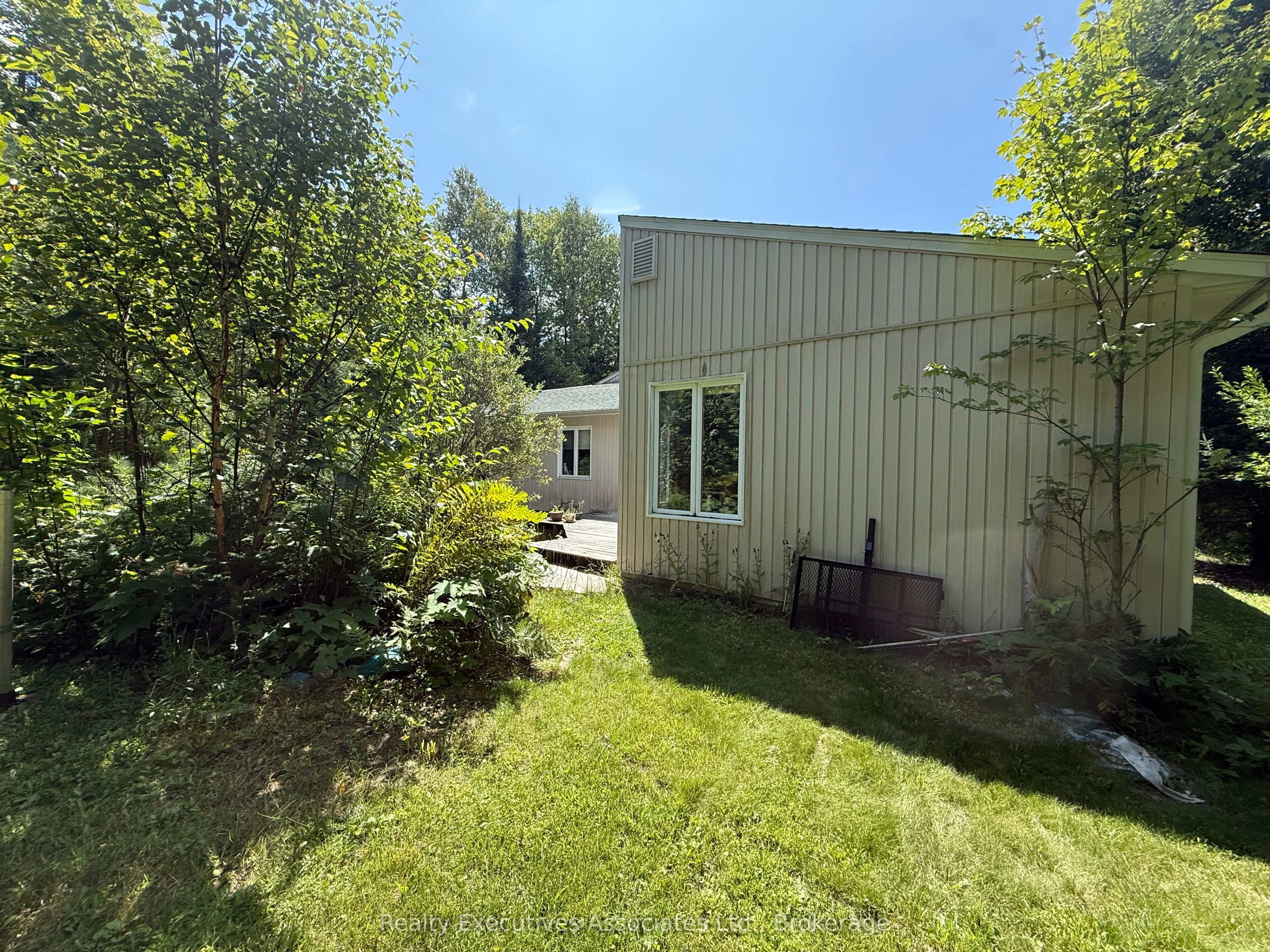 32739 28 Highway E Property Photo 20