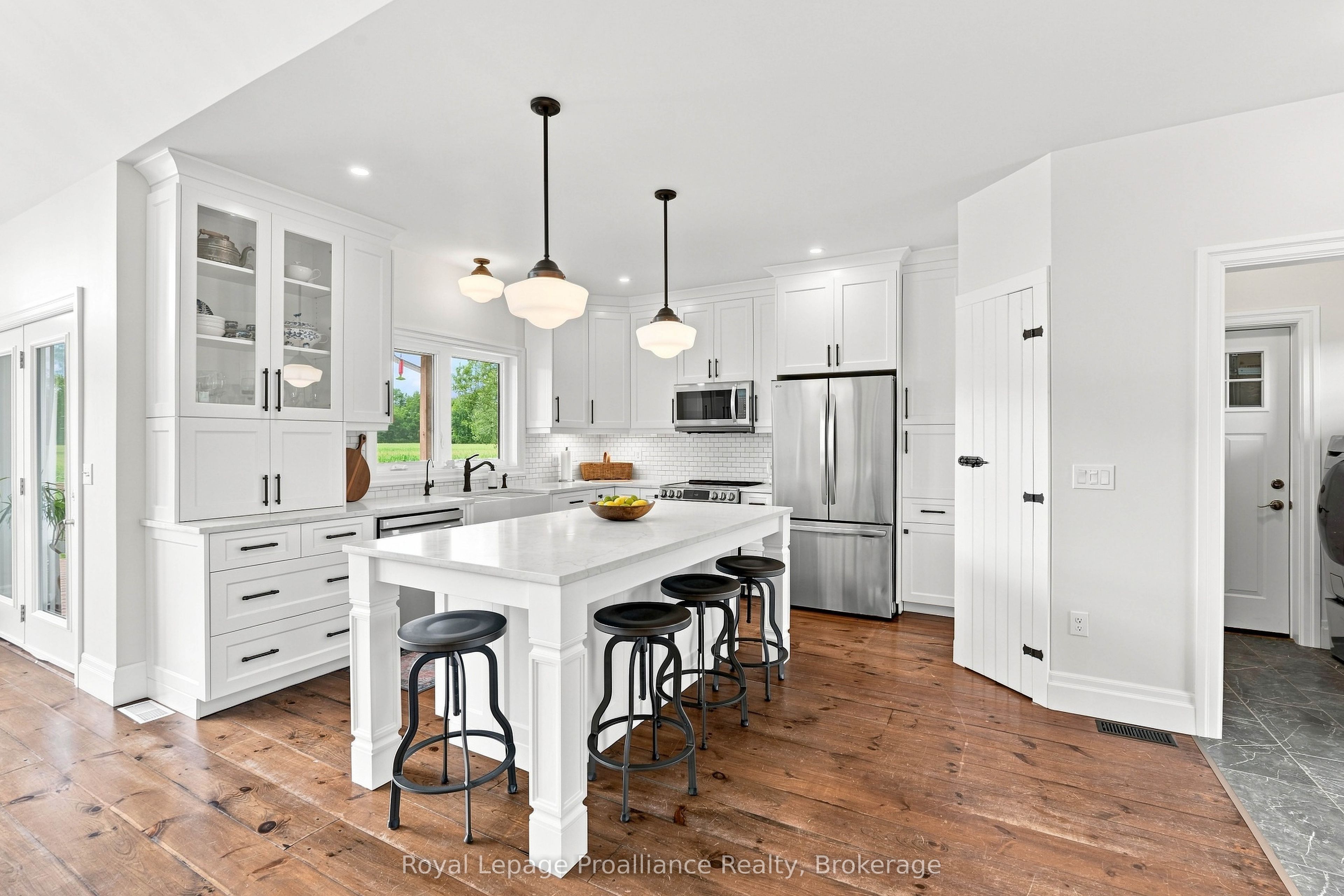 477 Allore Road Property Photo 3