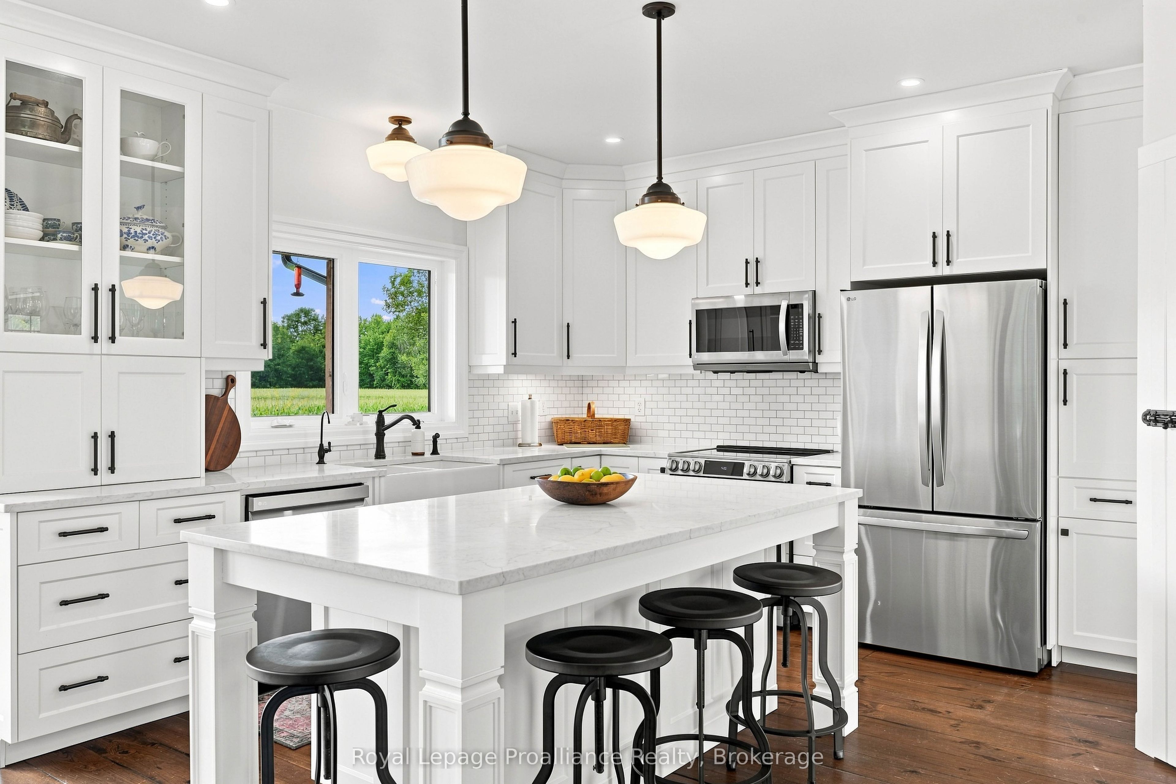 477 Allore Road Property Photo 4