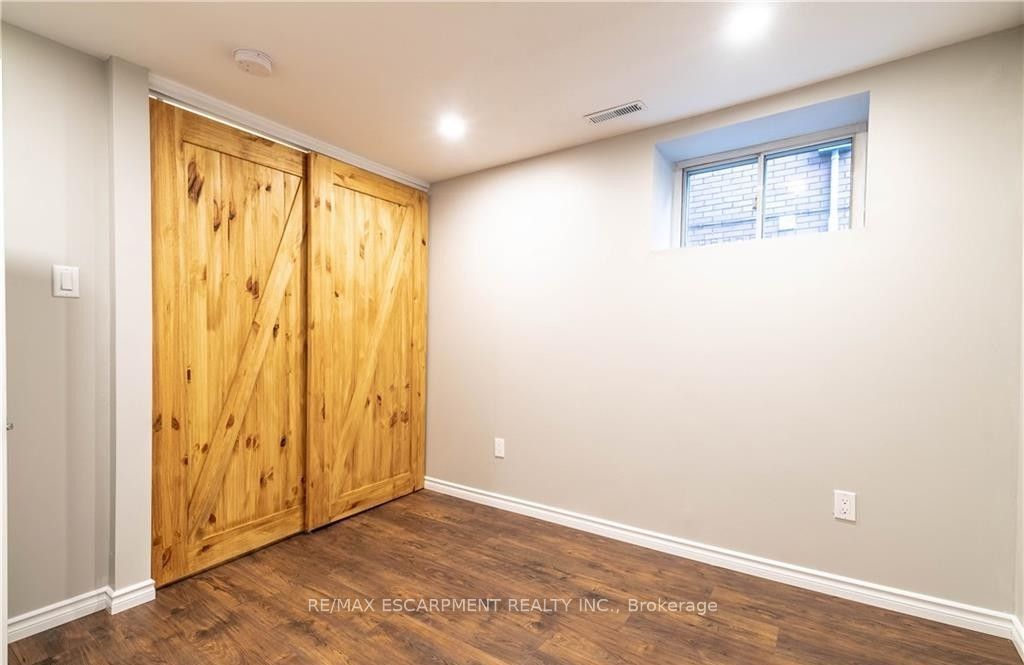 50 Burris Street B Property Photo 6